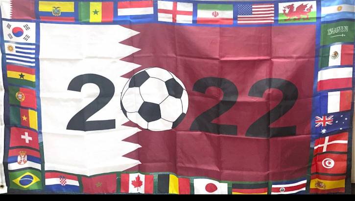 Paket mit 10 Qatar-WM-Flaggen 001001001